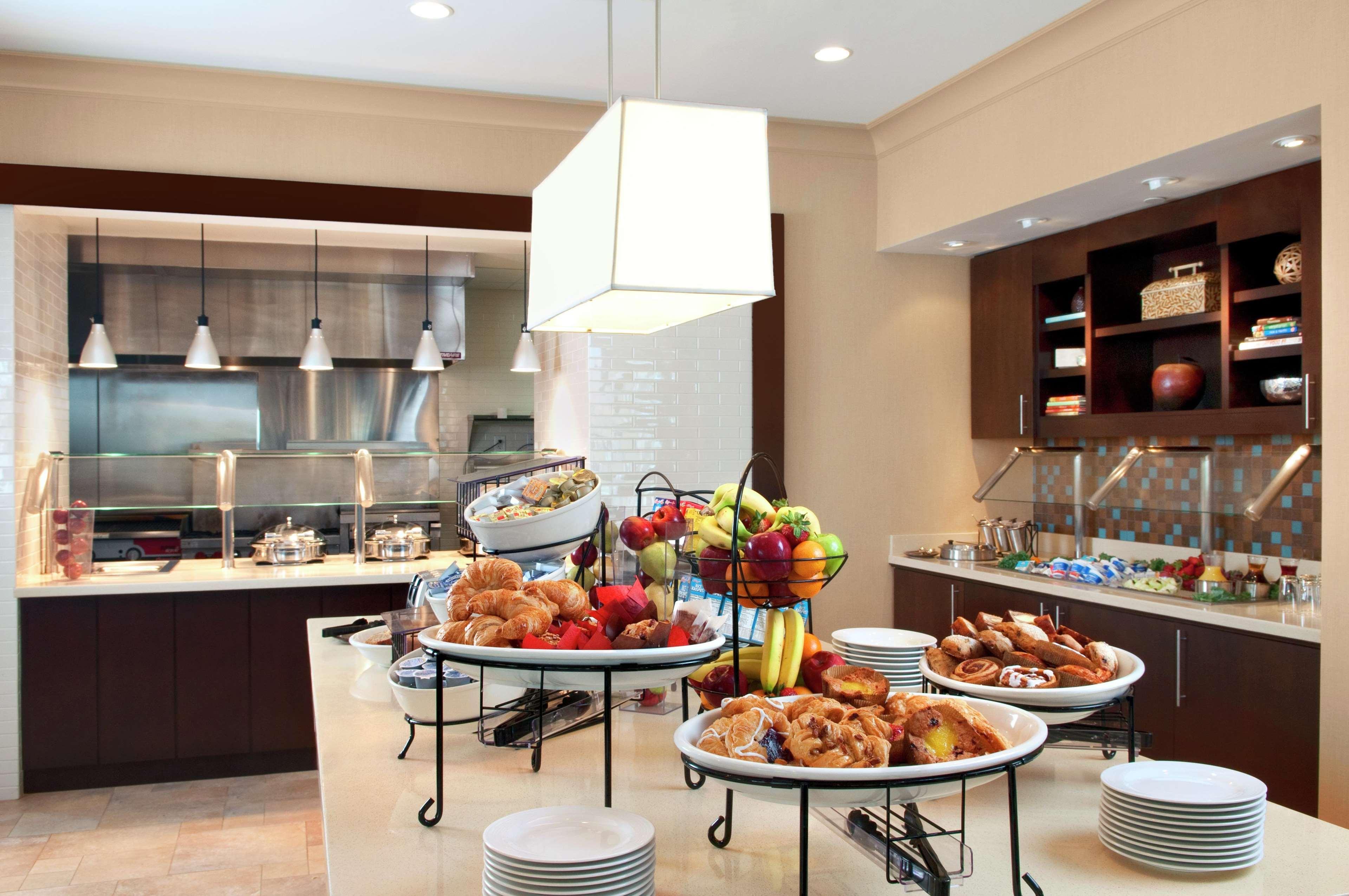 Hilton Garden Inn Olathe Extérieur photo