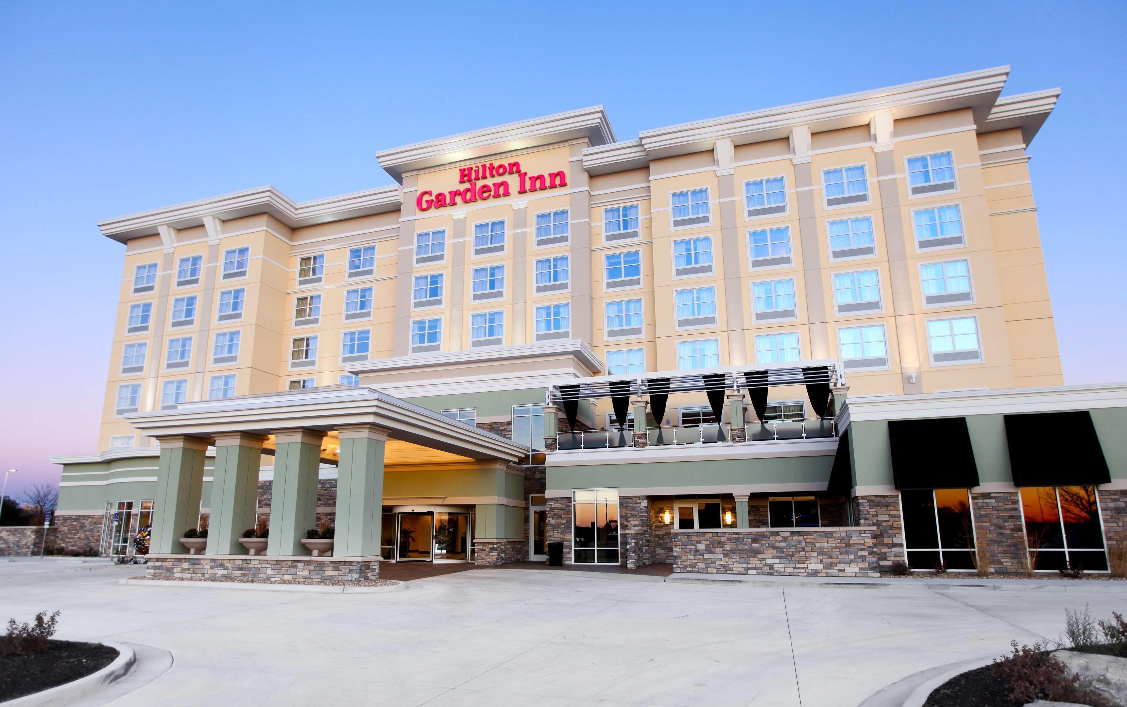 Hilton Garden Inn Olathe Extérieur photo