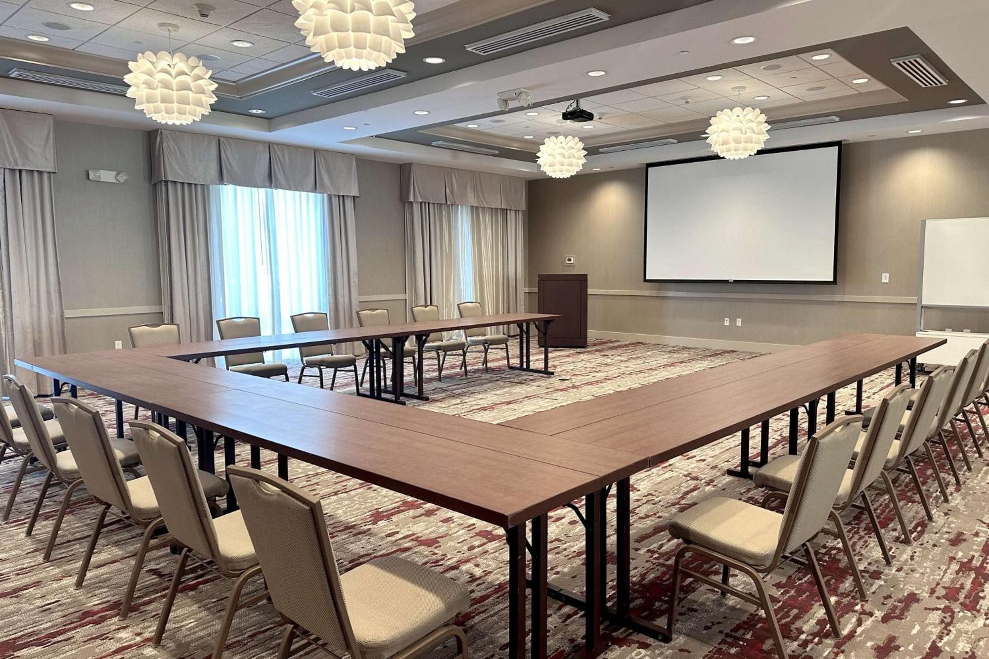 Hilton Garden Inn Olathe Extérieur photo