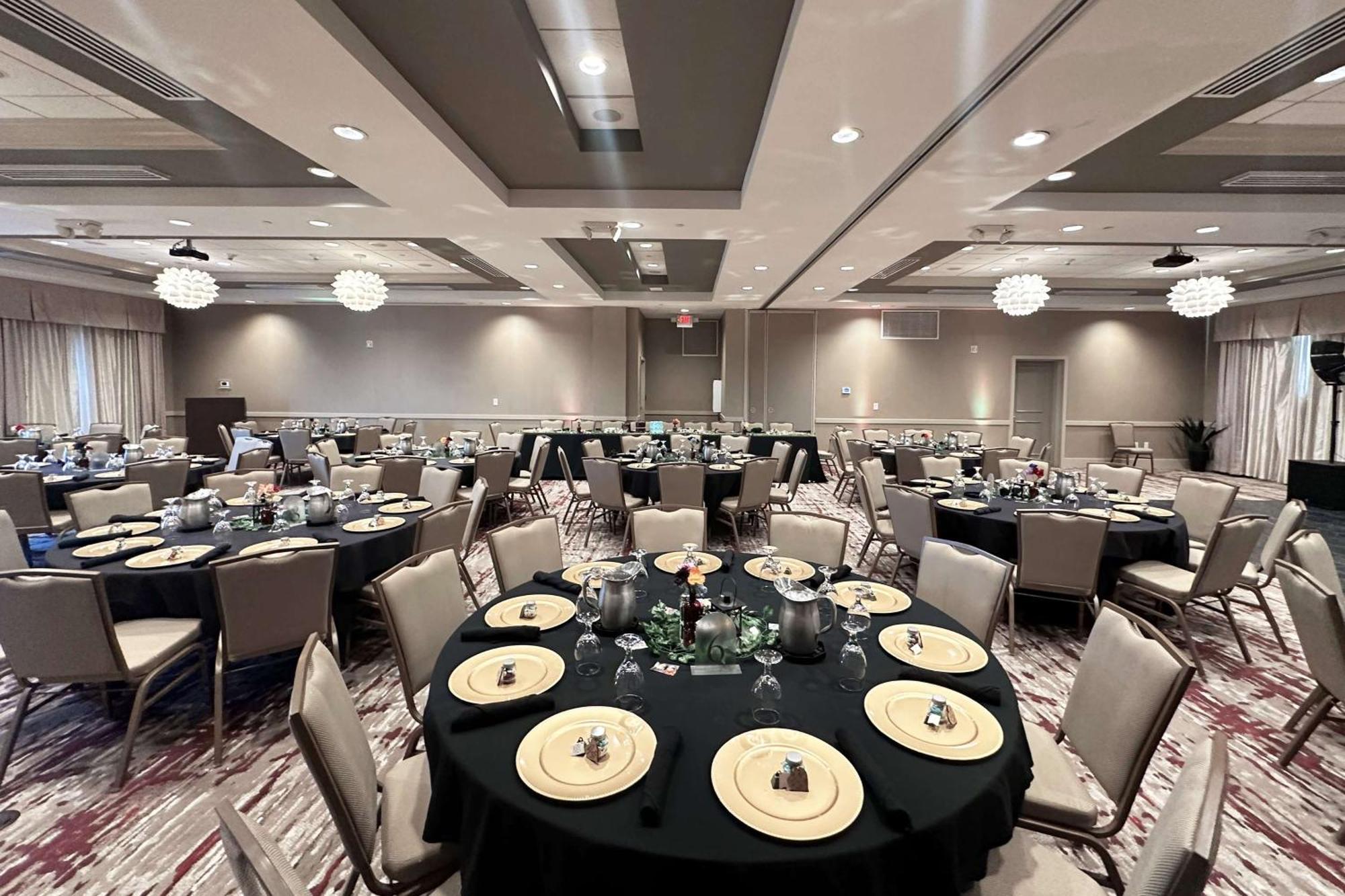 Hilton Garden Inn Olathe Extérieur photo