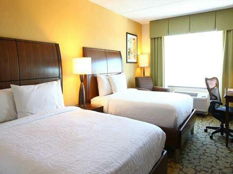 Hilton Garden Inn Olathe Extérieur photo